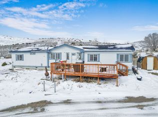 713 Spring Valley Pkwy, Spring Creek, NV 89815