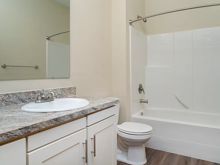 1 Bed 1 Bath Standard - 623 SqFt 1 Bed 1 Bath Standard - 623 SqFt
