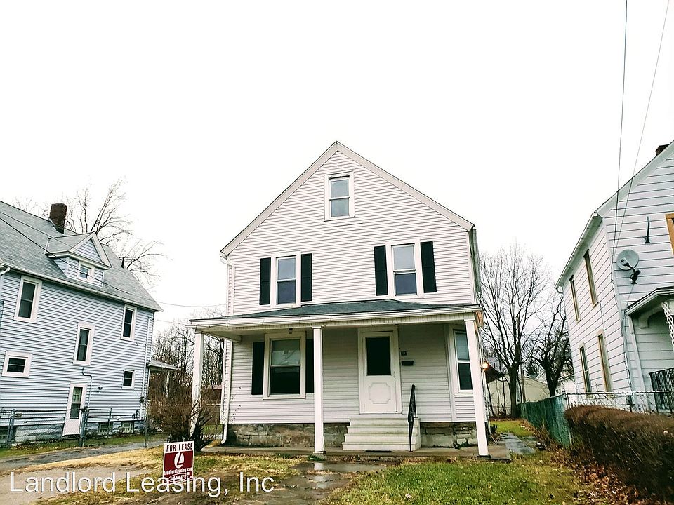 1st image of 202 W 27th St