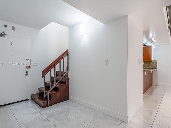 5th image of 20347 W Country Club Dr