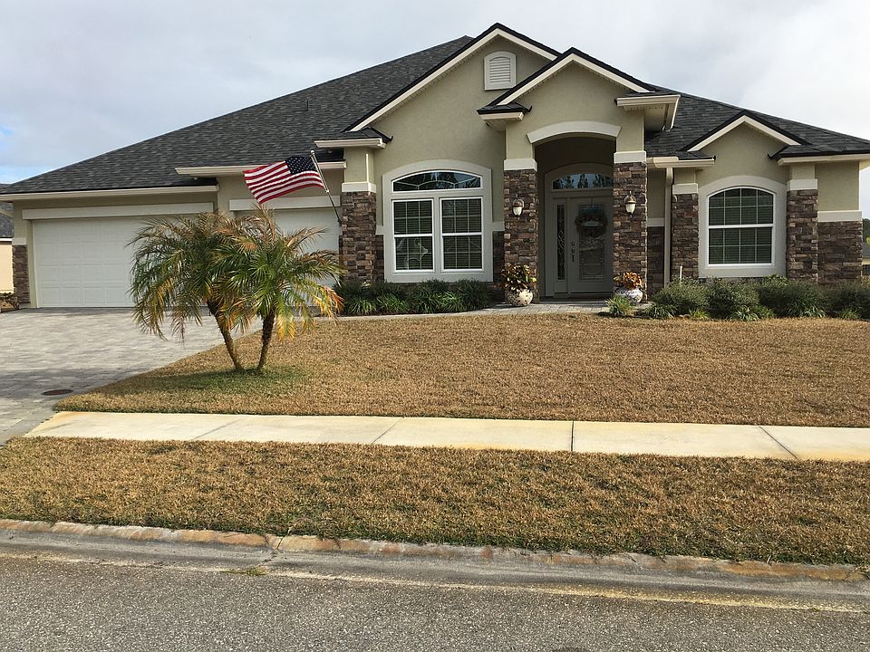 1st image of 261 Parkwood Cir