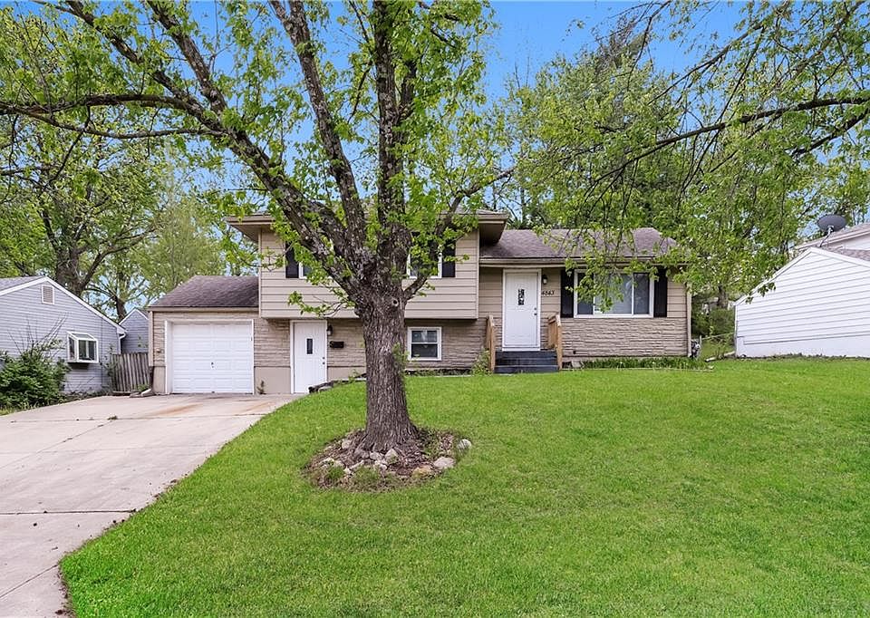 1st image of 4843 NE Tullis Dr