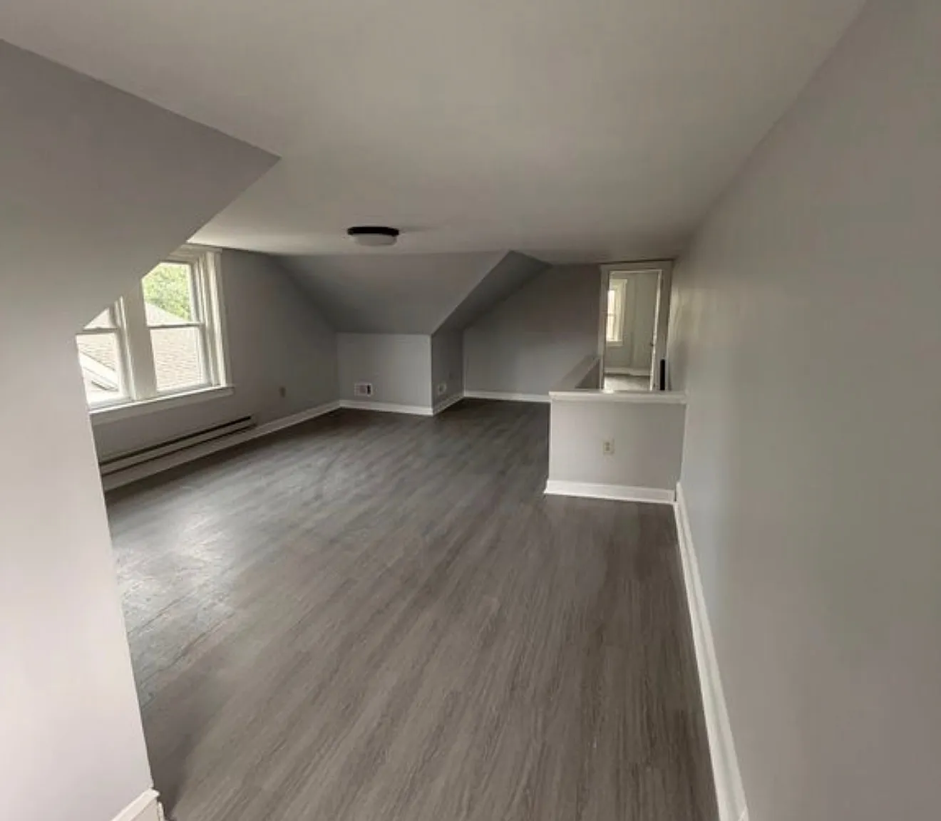 4 bed, 2.5 bath, 1608 sqft, $2,850 — Photo 3