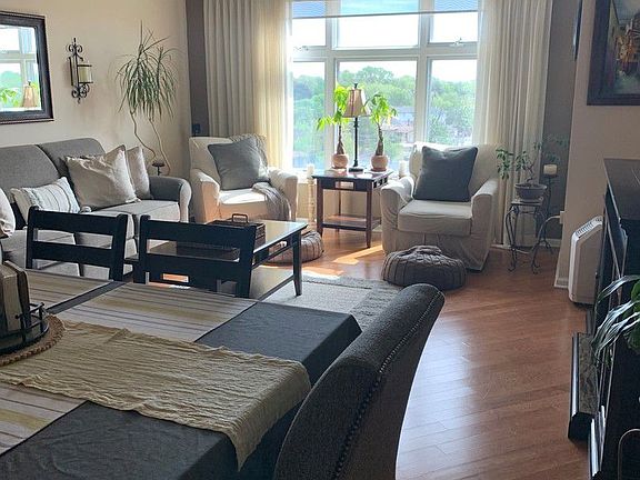 3rd image of 1930 N Harlem Ave APT 605