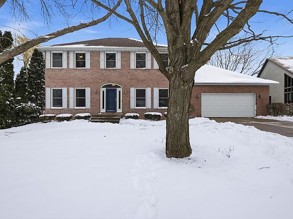 2nd image of 5948 Woods Edge Road