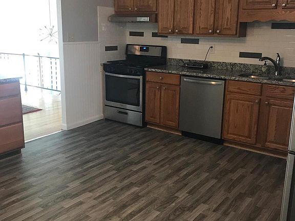 4th image of 11016 Coventry Ln