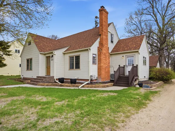 814 Joseph St, Hawley, MN 56549