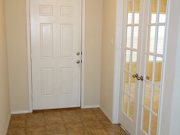 5th image of 4652 Prairie Crossing Dr