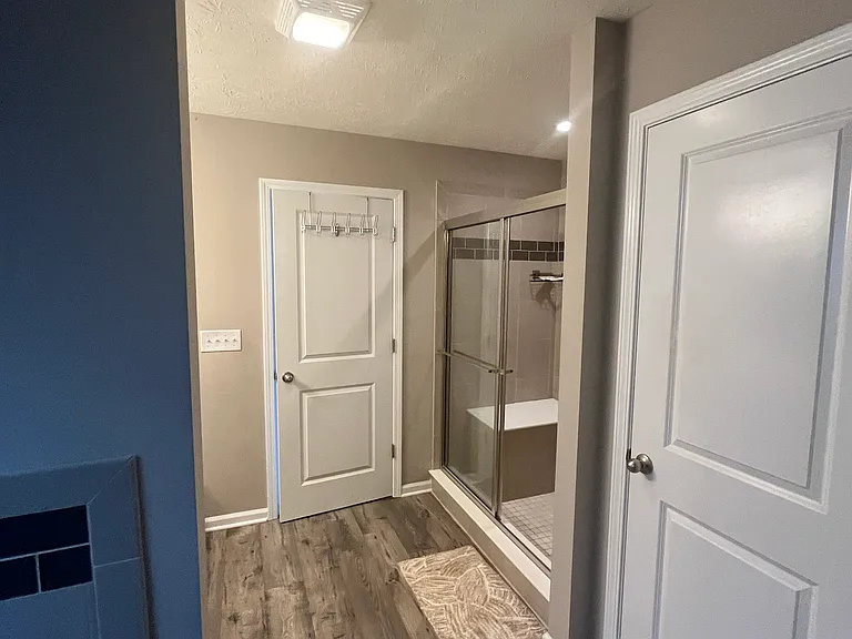 1873 Doncaster Dr — Photo 8