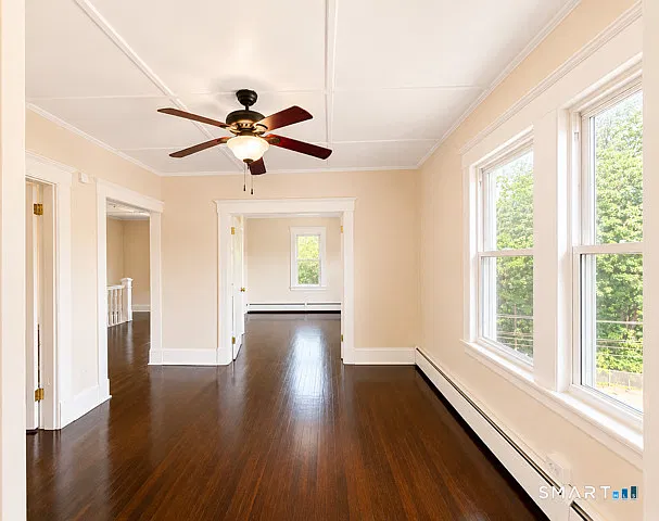 302 Lakeview Ave — Photo 4