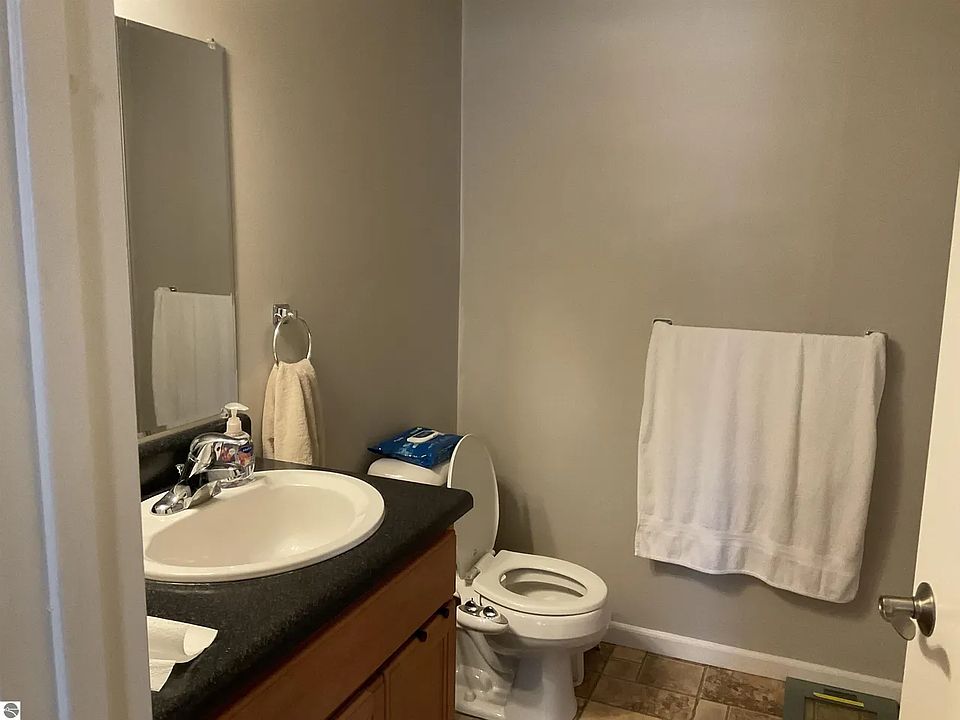 1st image of 301 N Lake St Unit 206