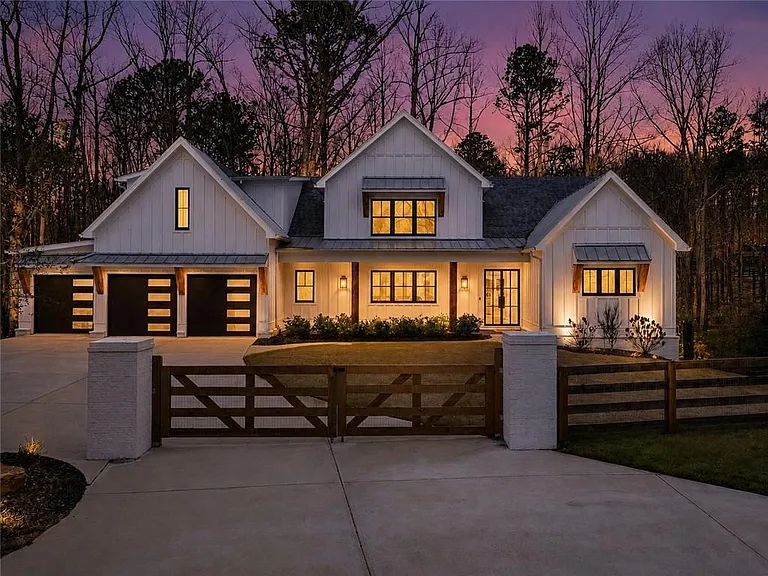 555 Lower Birmingham Rd — Photo 1