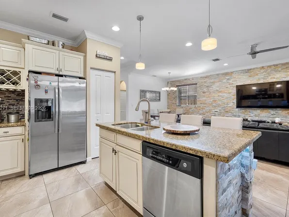 25280 SW 119th Ave, Homestead, FL 33032