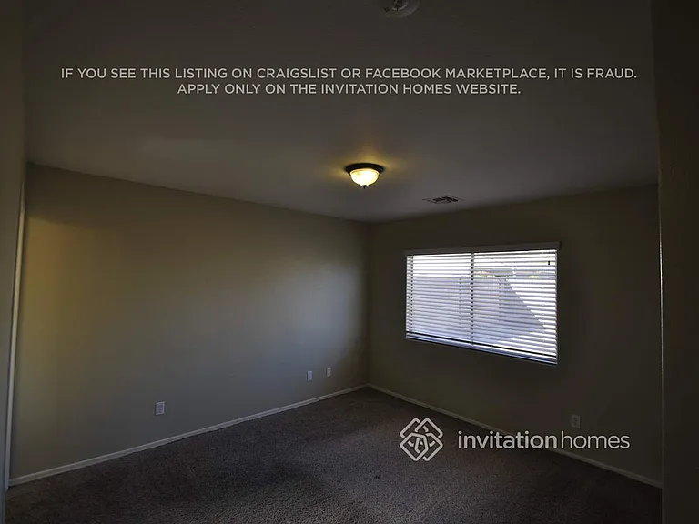 12732 W Voltaire Ave — Photo 6