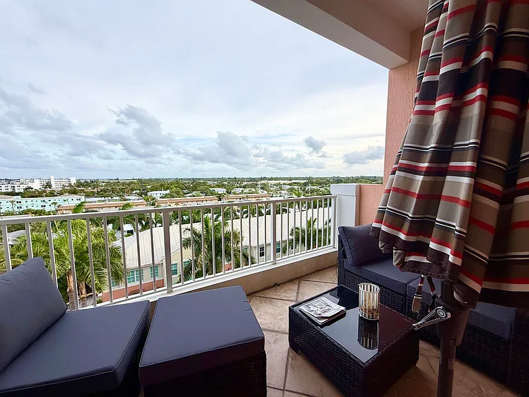804 E Windward Way #Penthouse 15 — Photo 9
