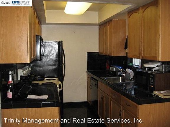 4th image of 6630 Macarthur Blvd APT 02