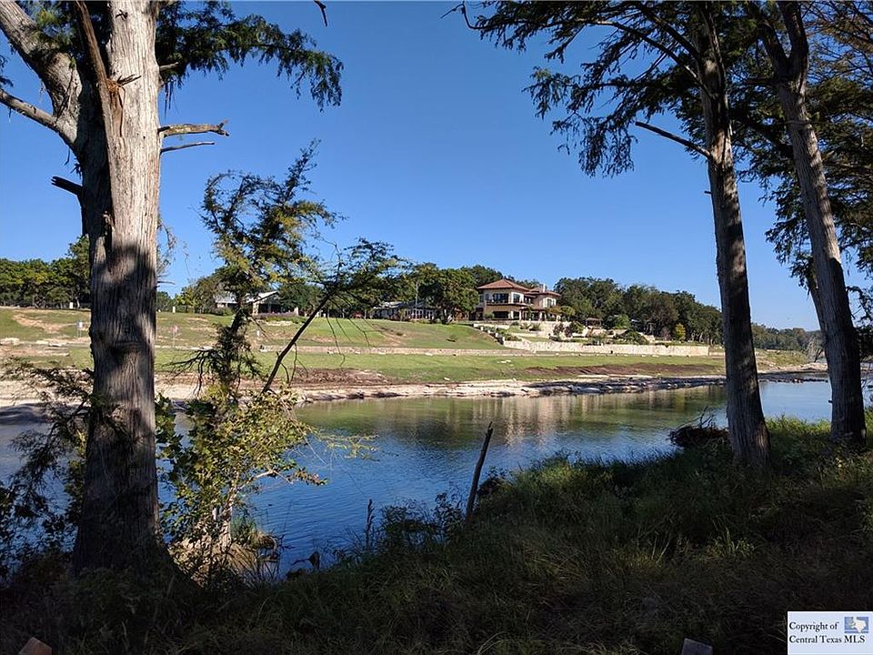 1st image of 444 E Blanco Bend Dr