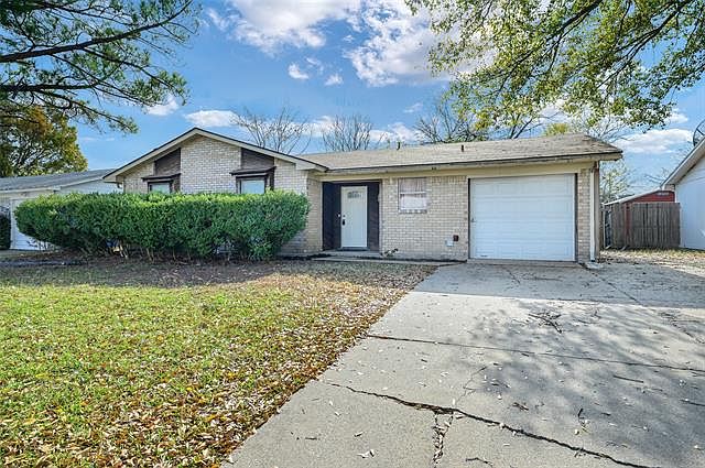 1st image of 3026 Leanne Ln