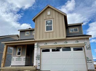 832 Crestone St, Johnstown, CO 80534