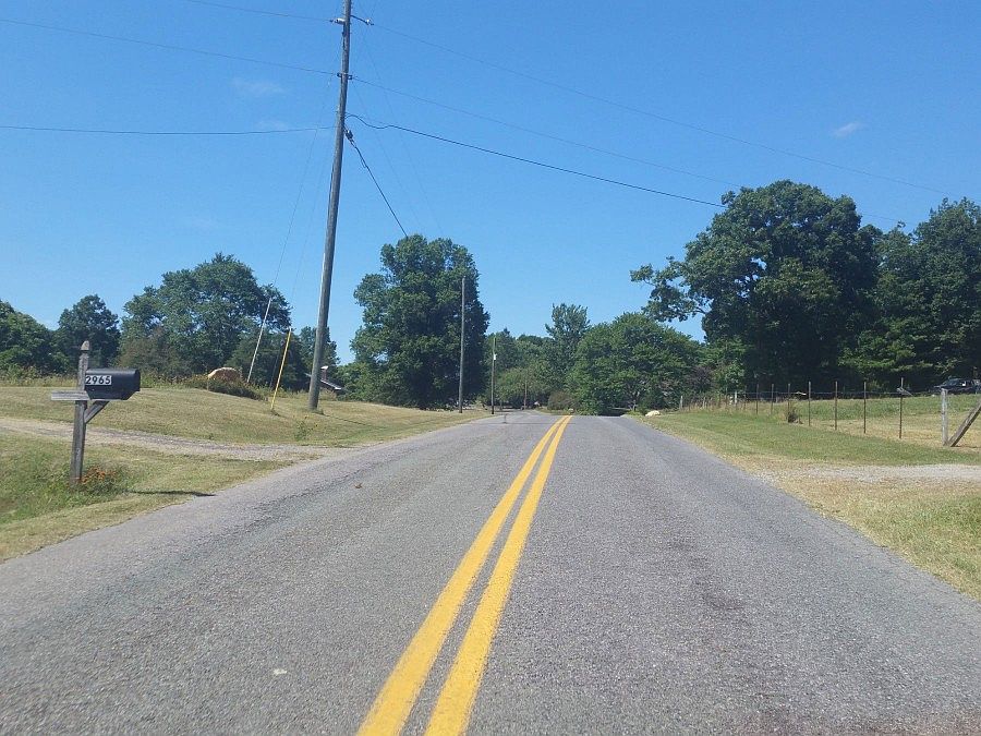 2nd image of 3010 Rakes Rd