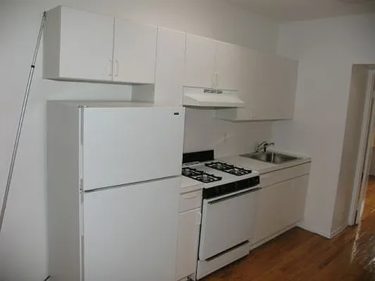 Rented by Alta Real Estate | media 57