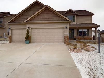 1619 Hunters Ridge Ct, Mahomet, IL, 61853