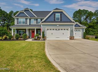 101 Meadowview Pl, Whispering Pines, NC 28327