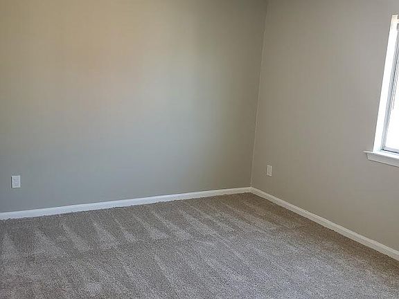 5th image of 9516 4th Bay St APT 102