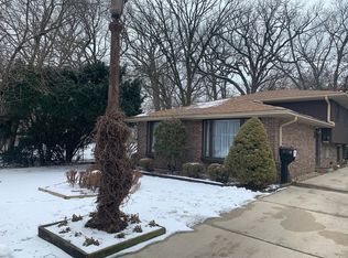 14530 Lamon Ave, Midlothian, IL 60445