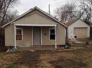 2211 S Santa Fe St, Wichita, KS 67211