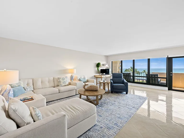 4900 N Ocean Blvd #711 — Photo 1