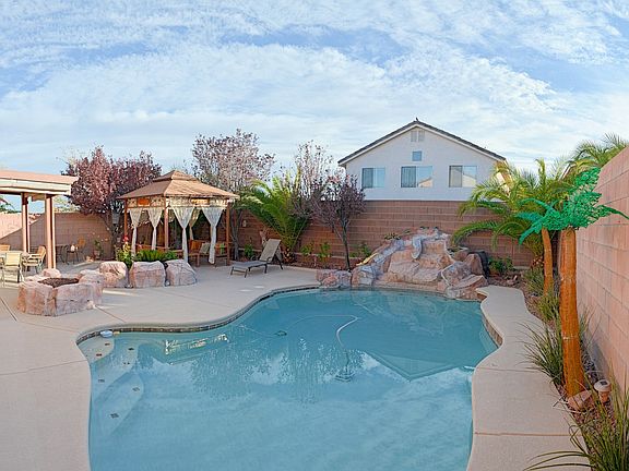 3rd image of 9609 Blyth Rock Ave