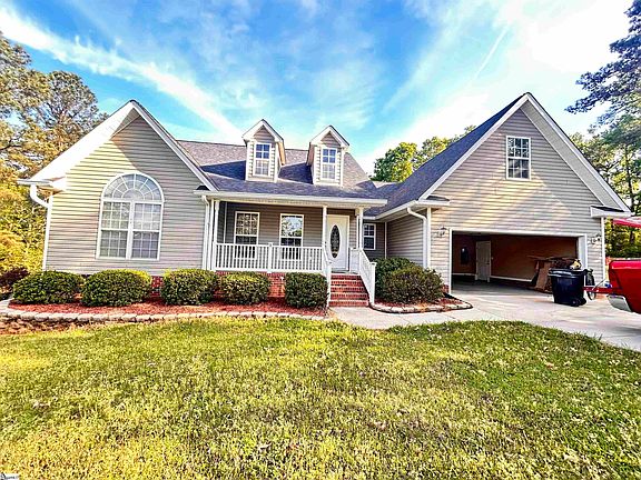 4th image of 104 Arbor Ct