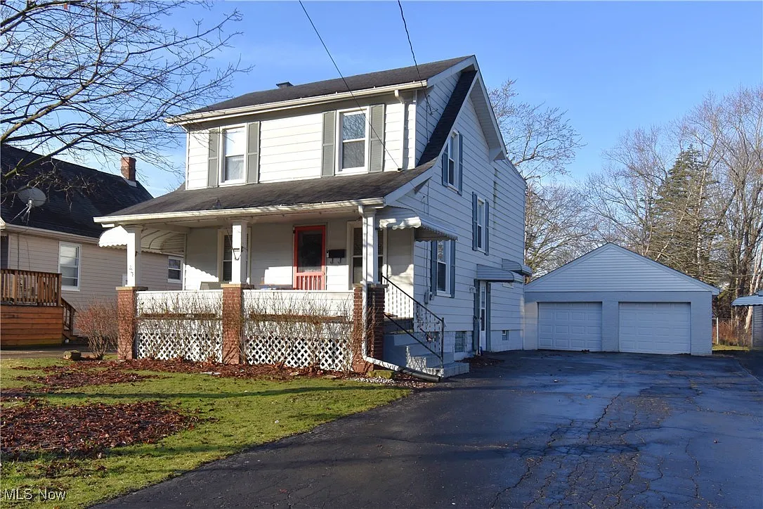 228 Stewart St photo 1