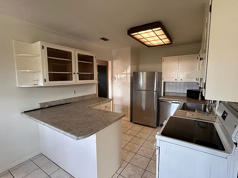 1903 Chestnut Ave — Photo 6