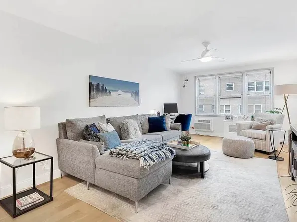 160 East 27th Street image 7 of 8