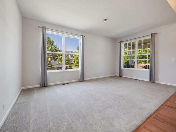 4th image of 1011 Bellows Way