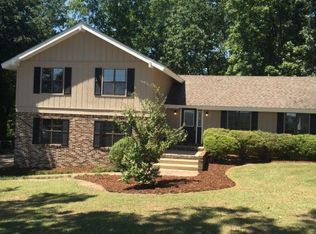 2052 Leota Rd, Southside, AL 35907