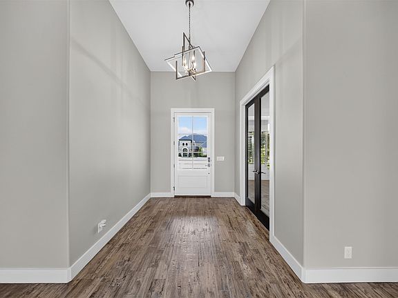 5th image of 12719 S 4th St
