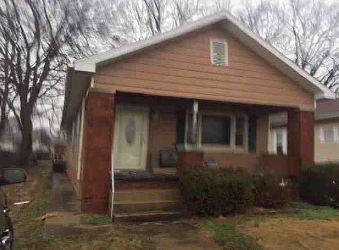 1st image of 1562 E Morgan Ave