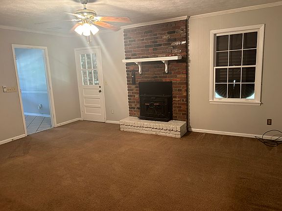 2nd image of 1810 Springvalley Dr