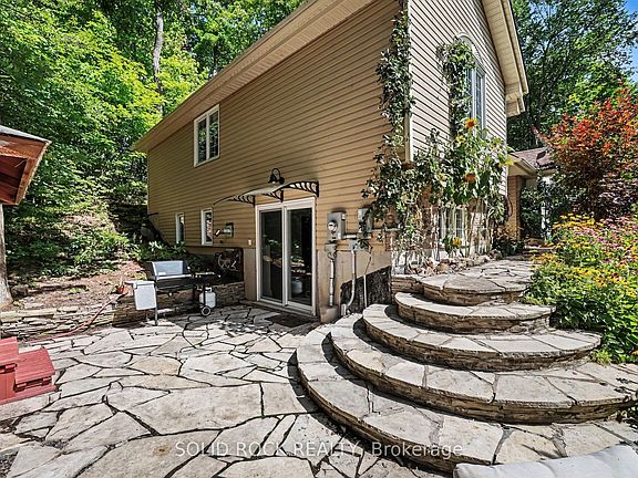 2nd image of 712 Flat Rapids Rd