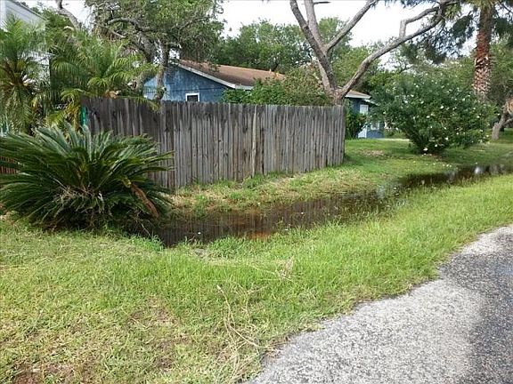 3rd image of 179 Shady Oak Ln