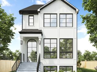 7222 N Oakley Ave, Chicago, IL