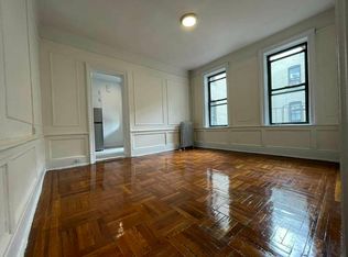 3058 34th St #D4, Astoria, NY 11103