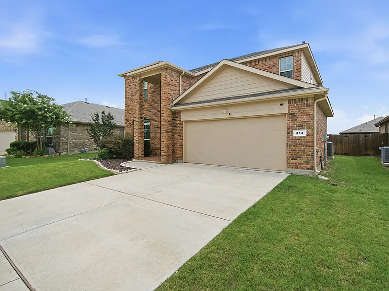 313 Sky Meadow Ln — Photo 34