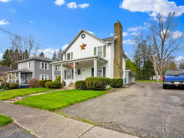 10 Sherwood St, Wellsboro, PA 16901
