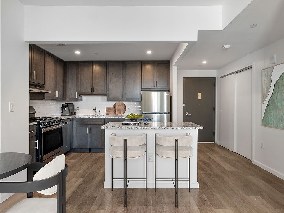 1st image of 230 W 126th St APT 22A