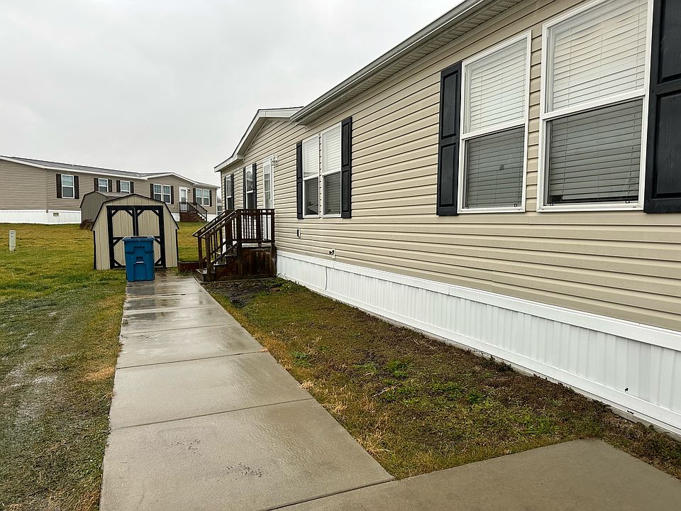 1st image of 4328 Belgrave St #366