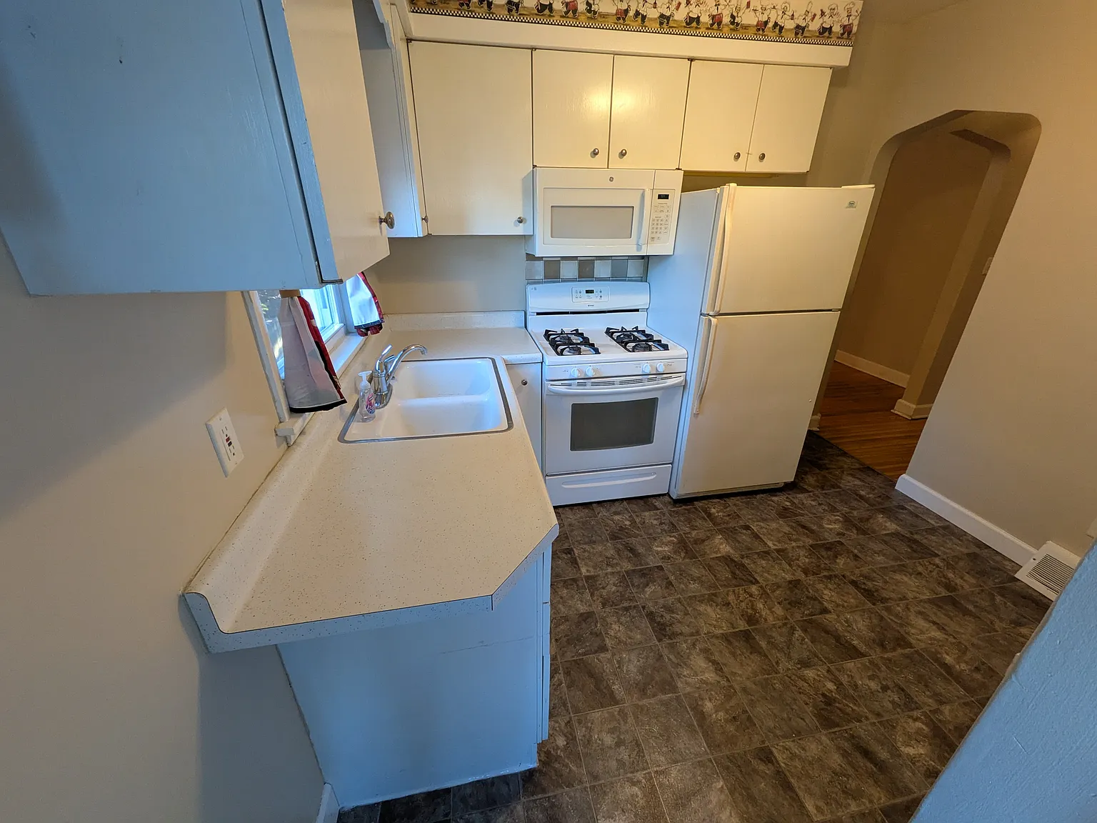 2 bed, 800 sqft, $1,350 — Photo 4